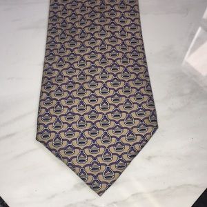 Hermès - Purple & Cream 100% Silk Made in France.